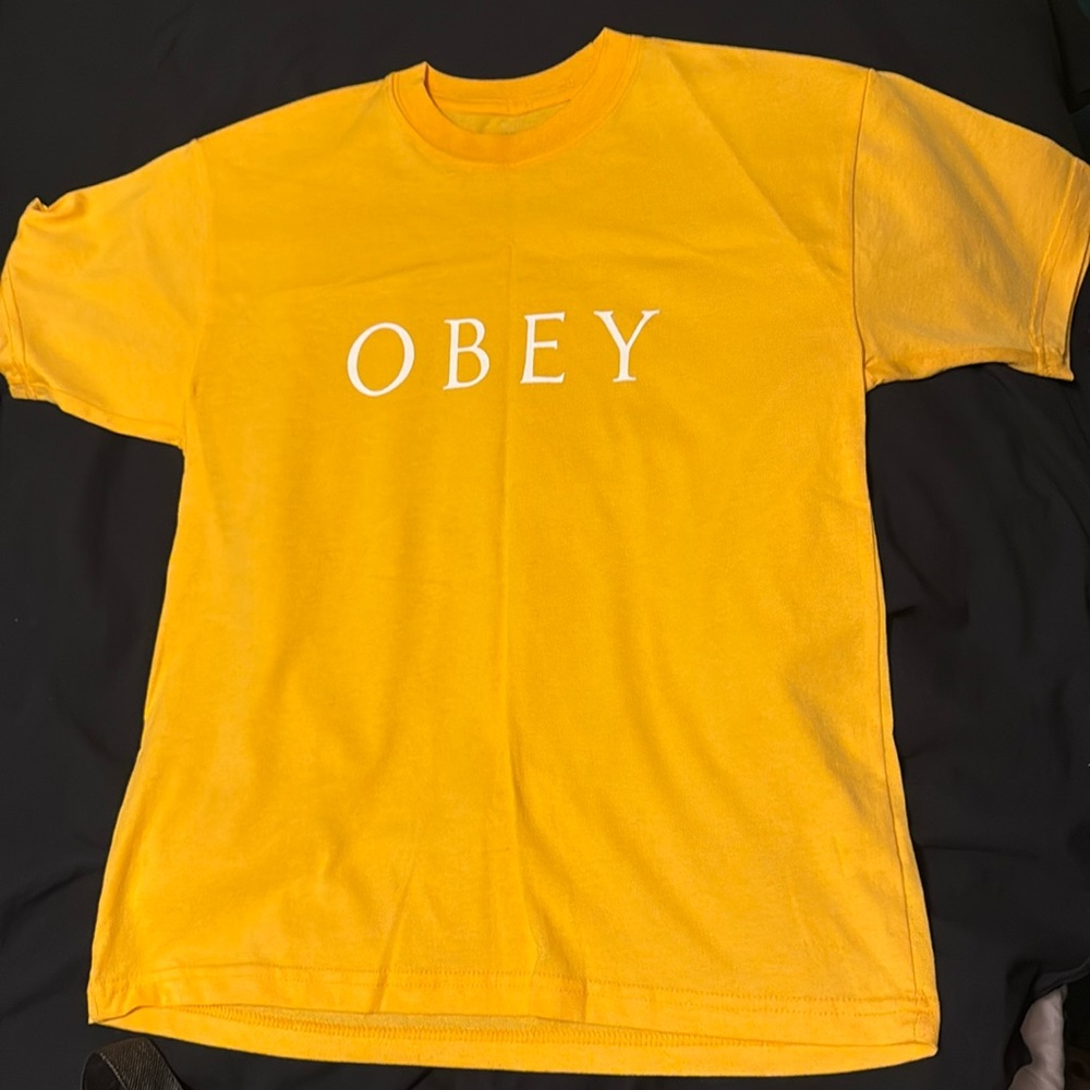 Obey T-shirt